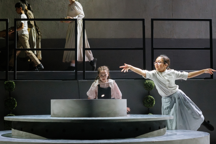 Rachel Baynton - Set and Costume Design, production photo